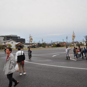 18時、MIM第2駐車場　参加される方が集まり始めました