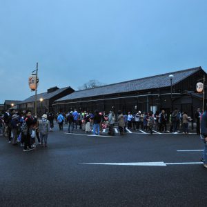 いろは　行列で進んでいきます。